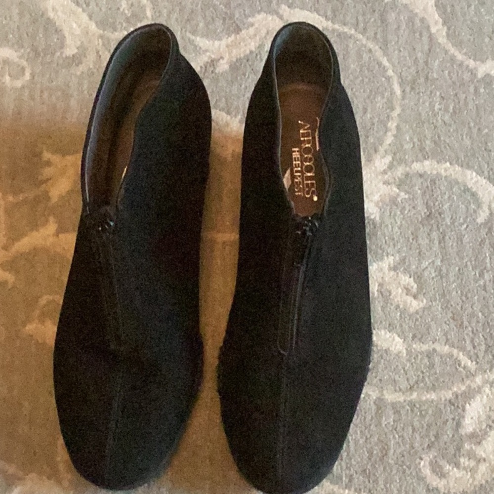 Aerosoles Black Woman’s shoes